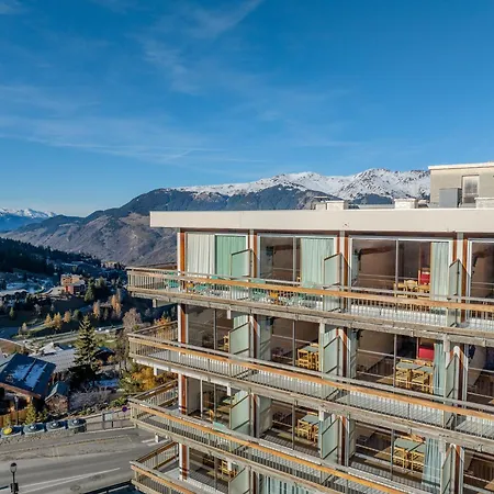 Apartmanhotel 1650, In Out, Exceptional With Panoramic Views Courchevel