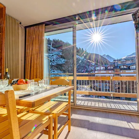 1650, In Out, Exceptional With Panoramic Views Appart hôtel Courchevel
