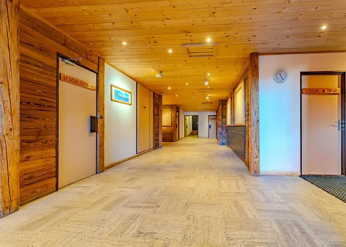 1650, In Out, Exceptional With Panoramic Views Courchevel