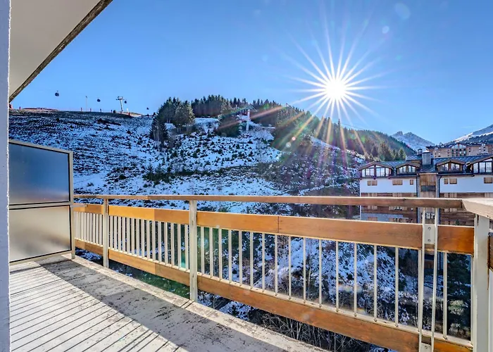 Apartmanhotel 1650, In Out, Exceptional With Panoramic Views Courchevel